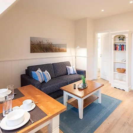 Apartament Haus Mittelstr Whg 4 Og Rechts Westerland